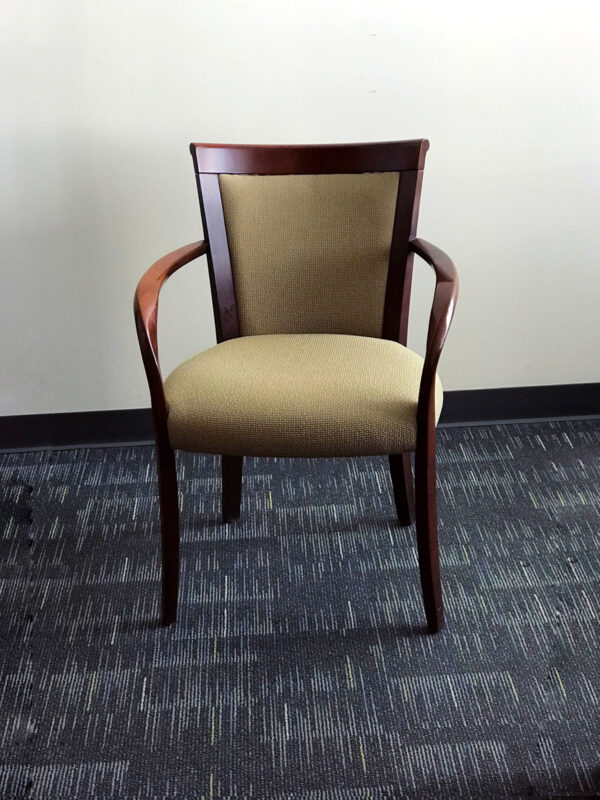 Best price Pre-Own Chairs at Office Liquidation